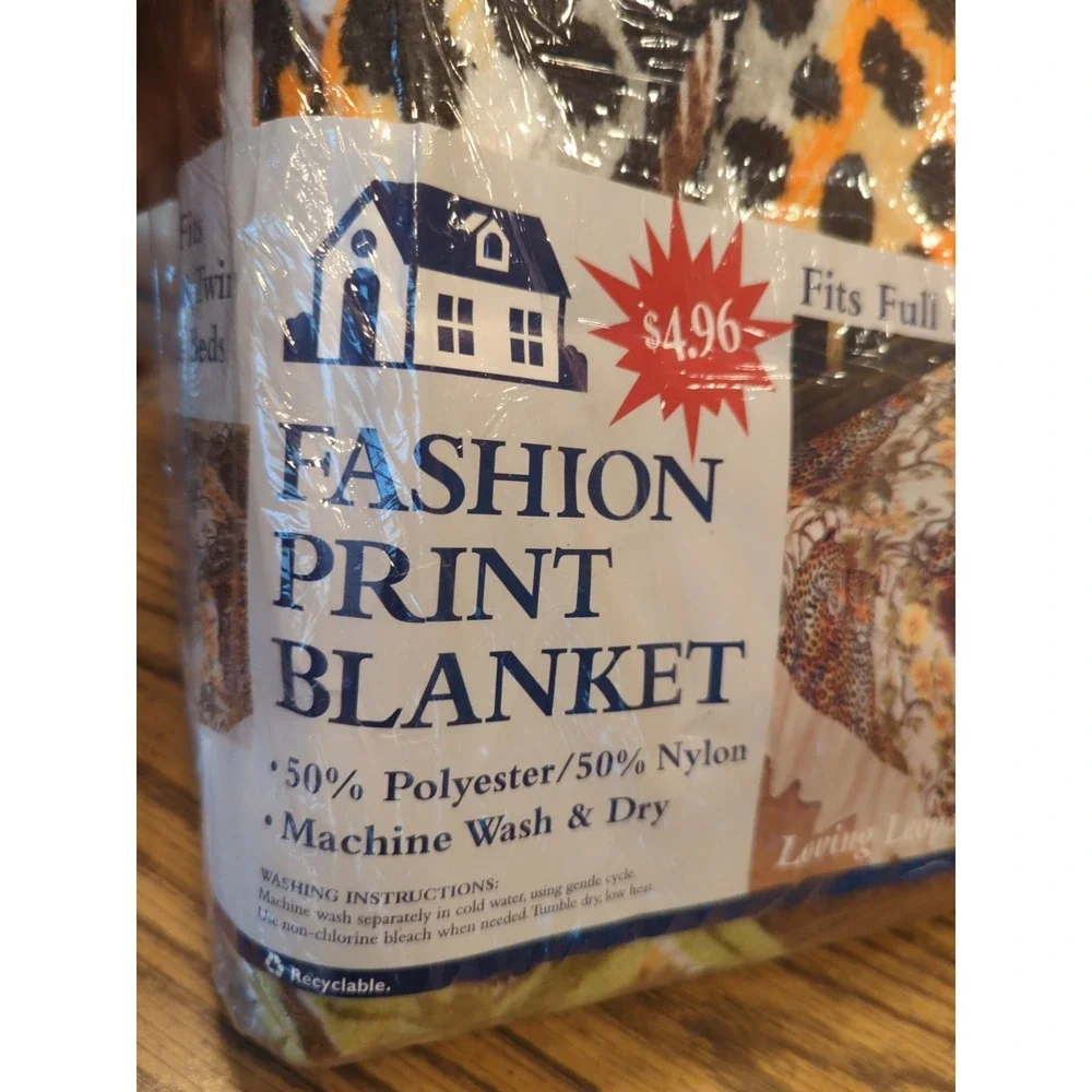 New Old Stock Vintage Fashion Print Blanket Loving Leopards Full/Twin‎ 72